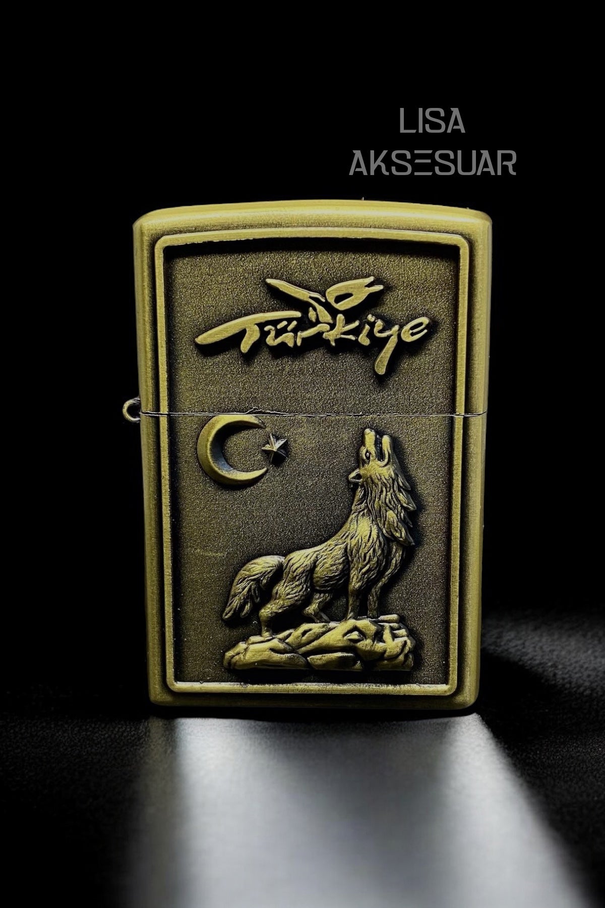 Üç Boyutlu Kabartmalı Bozkurt Desenli Zippo Çakmak