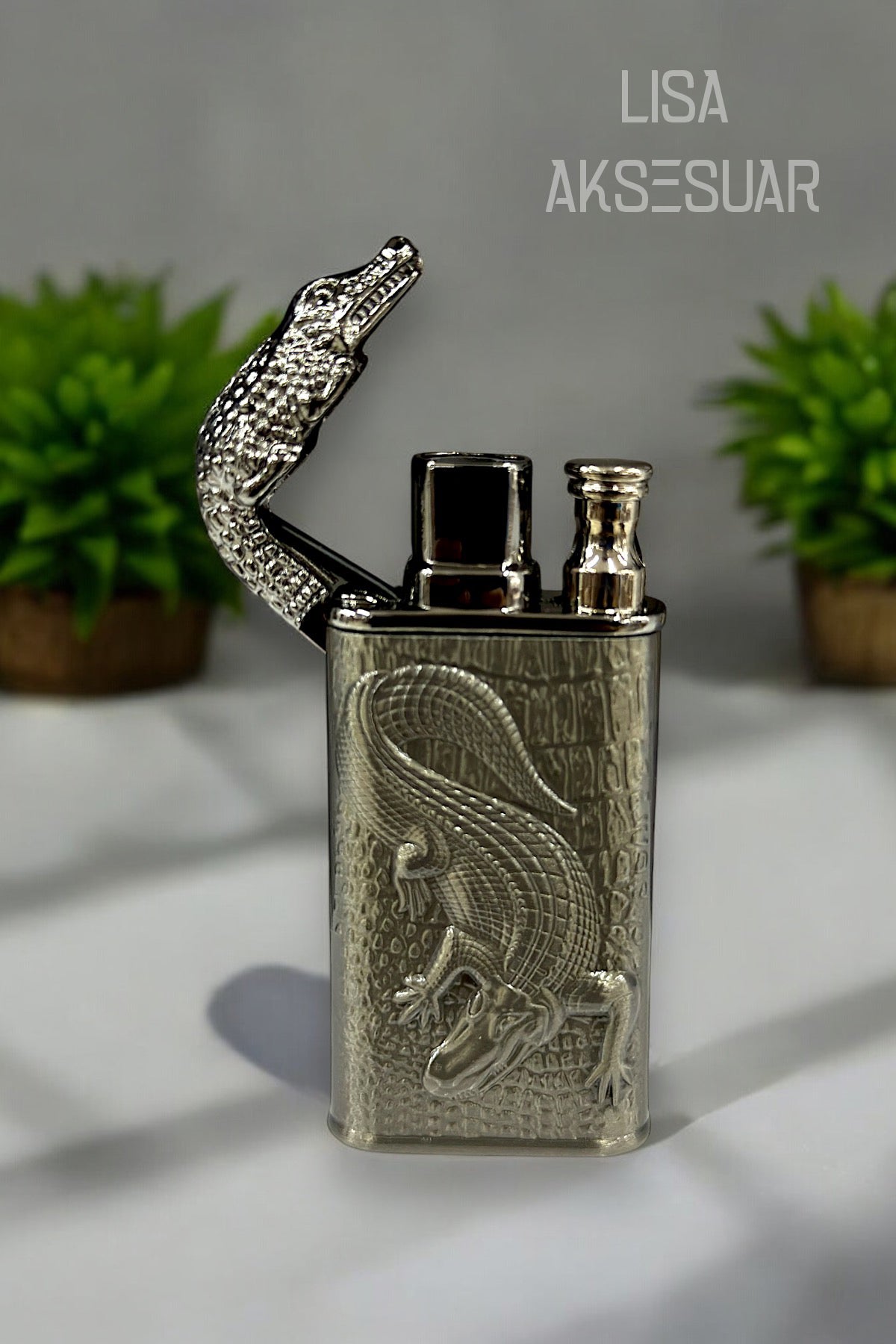 3D Kabartmalı Timsah Desenli Çift Alevli Metal Çakmak